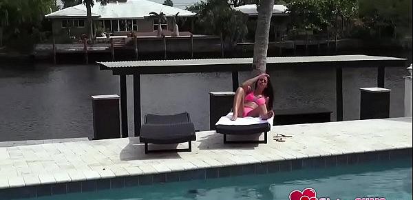  Surprised Step Sister on Pool Sex -  SisterCUMS.com